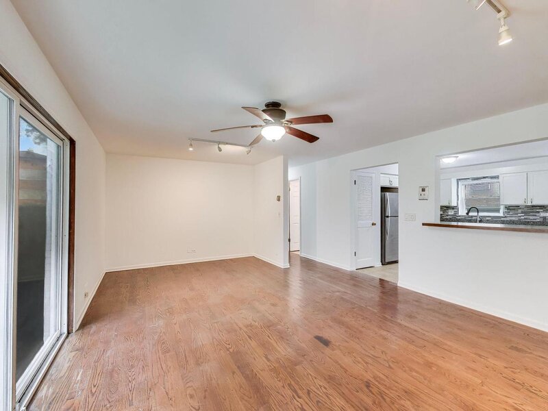 4243 N Kedvale Avenue Chicago IL 60641