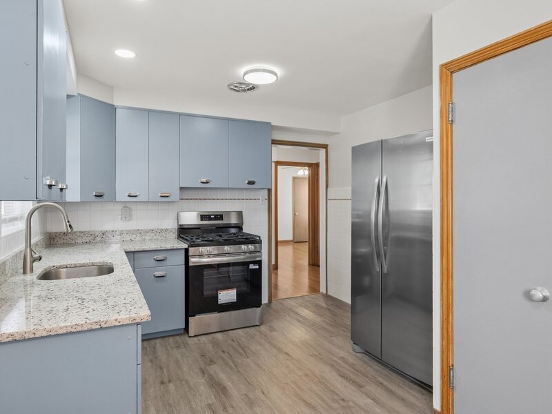 3301 N Newland Avenue Chicago IL 60634