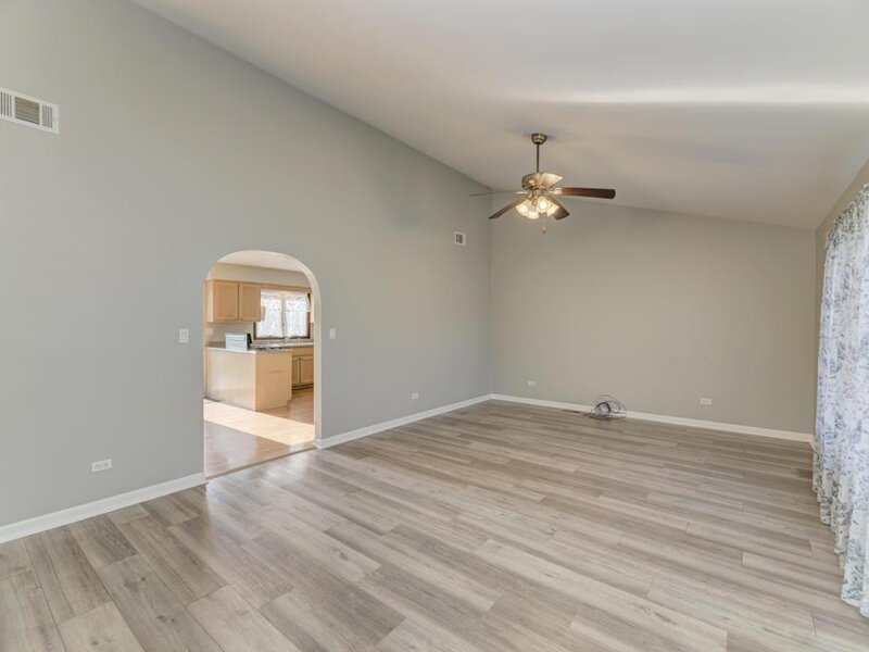 22812 Wentworth Avenue Steger IL 60475