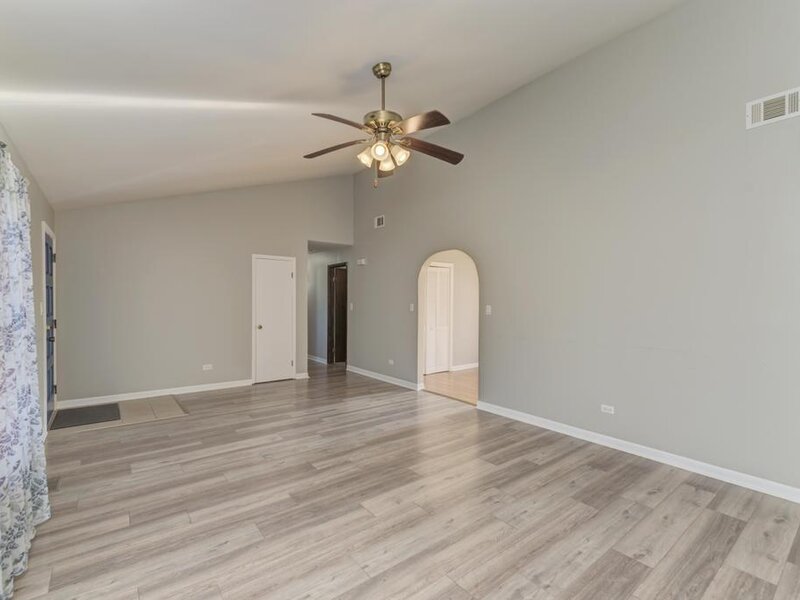 22812 Wentworth Avenue Steger IL 60475