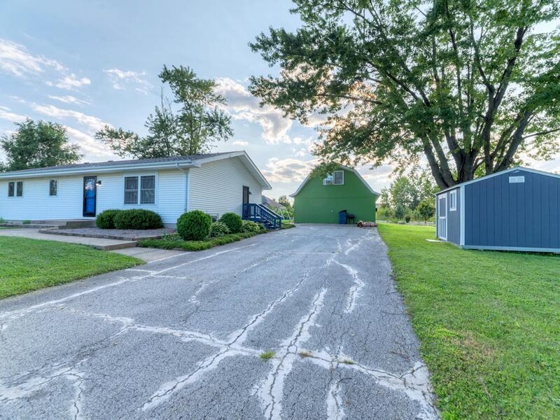 22812 Wentworth Avenue Steger IL 60475