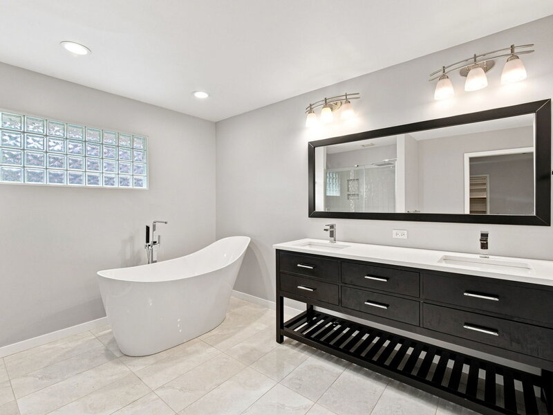 2752 Wendy Drive Naperville IL 60565
