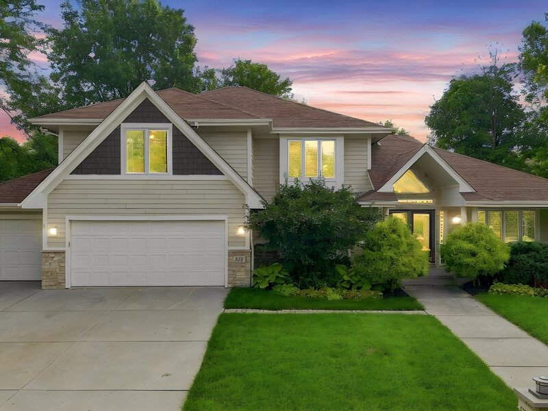 2752 Wendy Drive Naperville IL 60565
