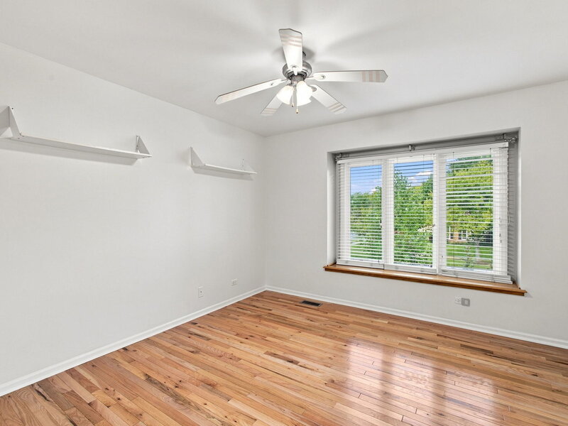 2752 Wendy Drive Naperville IL 60565