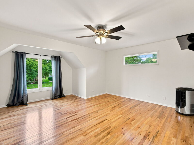2752 Wendy Drive Naperville IL 60565