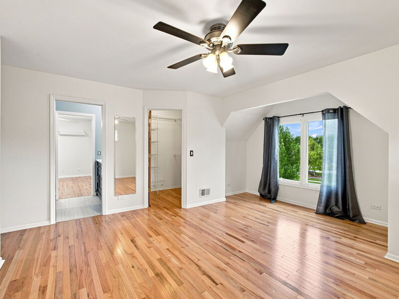 2752 Wendy Drive Naperville IL 60565