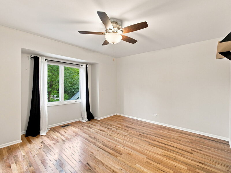 2752 Wendy Drive Naperville IL 60565