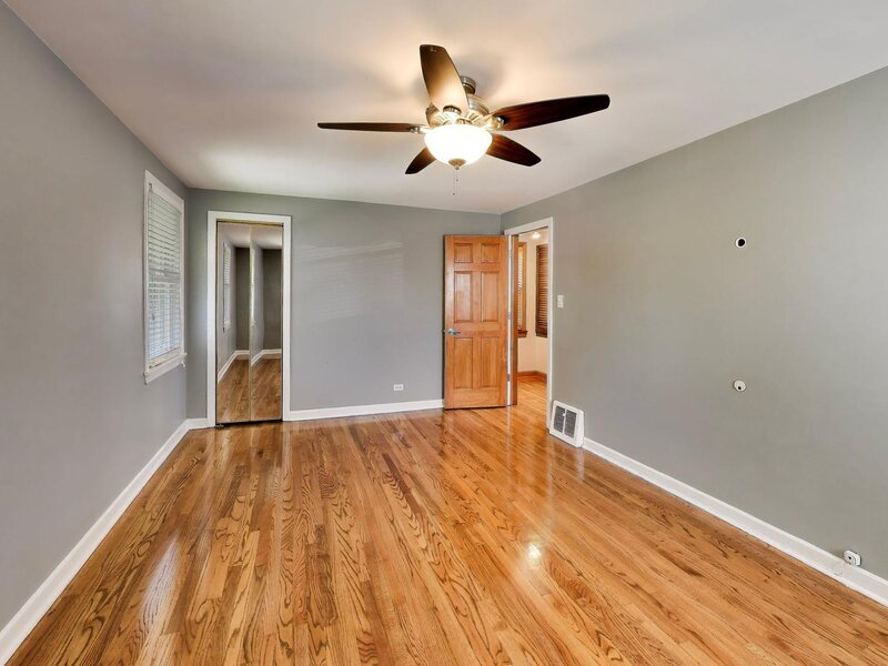 5523 N Natchez Avenue Chicago IL 60656
