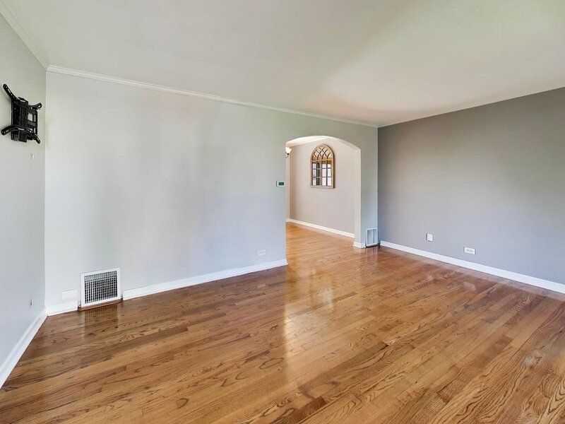5523 N Natchez Avenue Chicago IL 60656