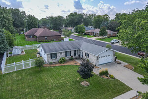 Photo of 390 W Sixth Street Manteno IL 60950