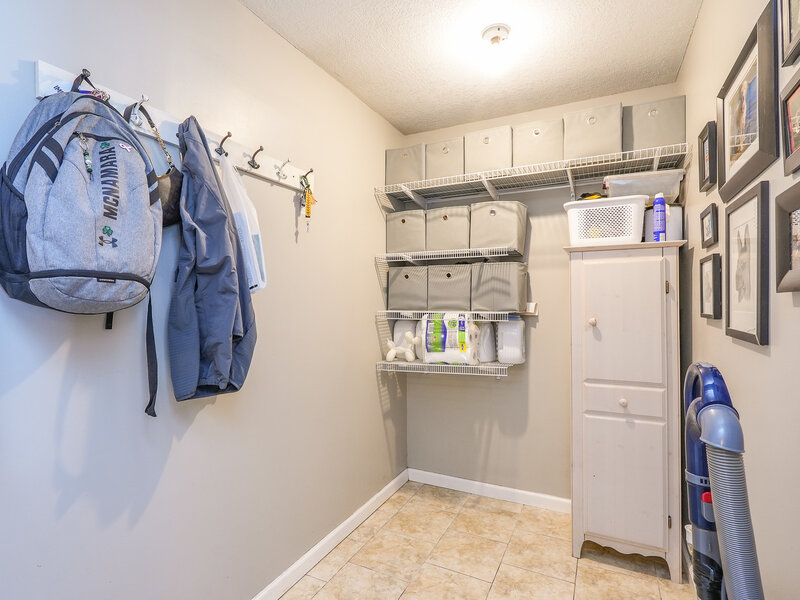 390 W Sixth Street Manteno IL 60950