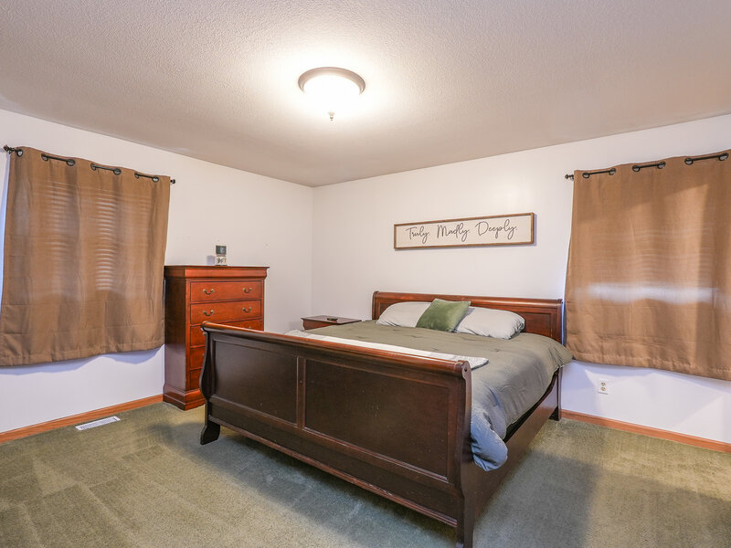 390 W Sixth Street Manteno IL 60950