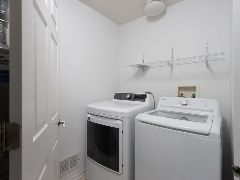 2521 Evergreen Circle Mchenry IL 60050