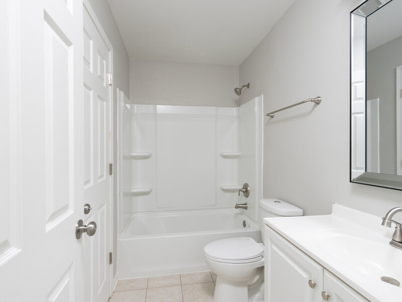 2521 Evergreen Circle Mchenry IL 60050