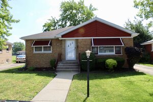 Photo of 16421 Evans Avenue South Holland IL 60473