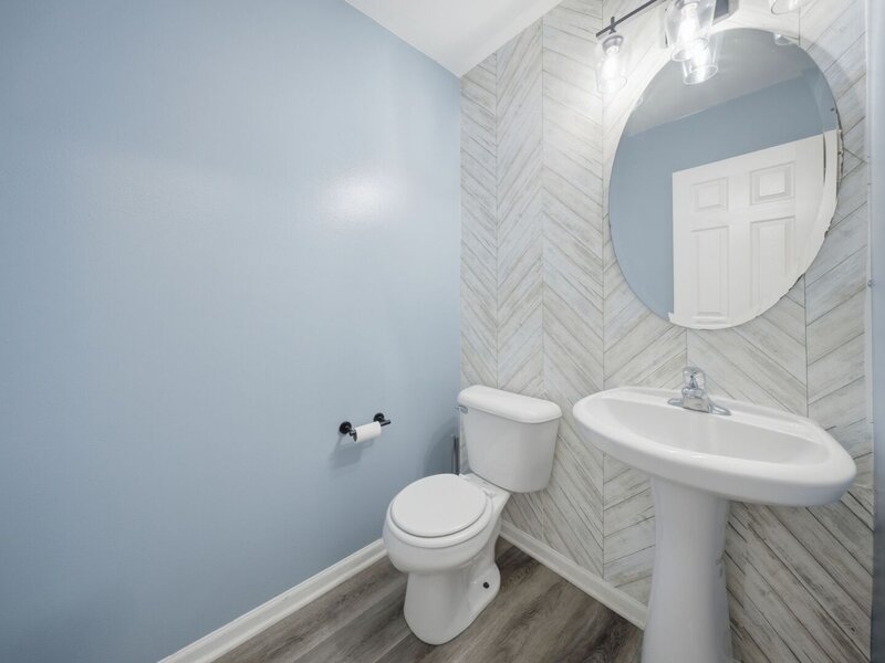 185 Springbrook Trail Oswego IL 60543