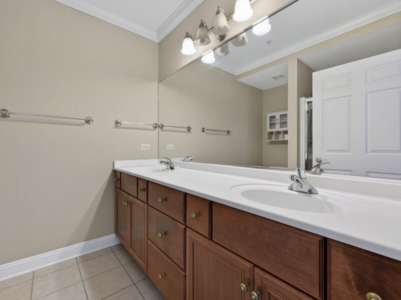 218 N Water Street Batavia IL 60510