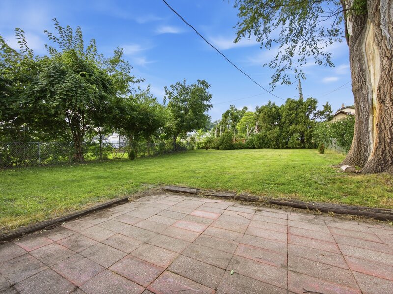 684 Cooper Avenue Elgin IL 60120