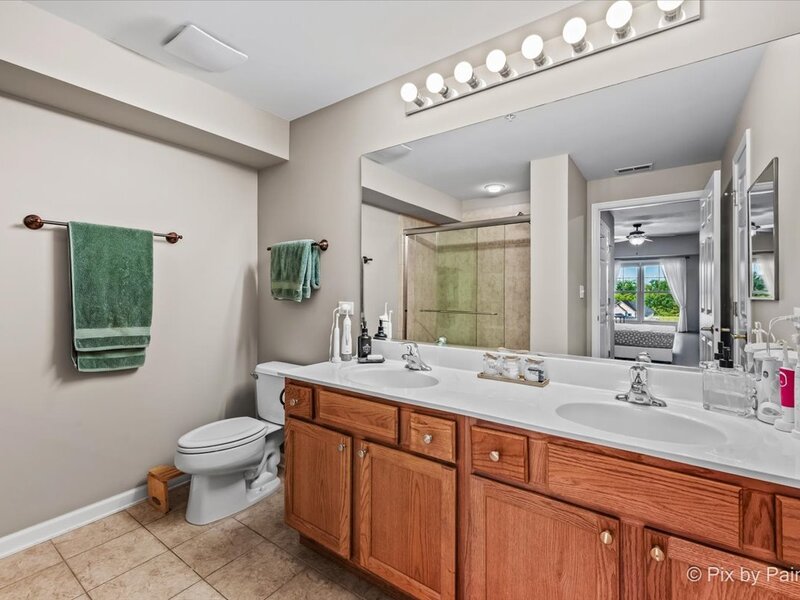 125 Lakeview Drive Bloomingdale IL 60108