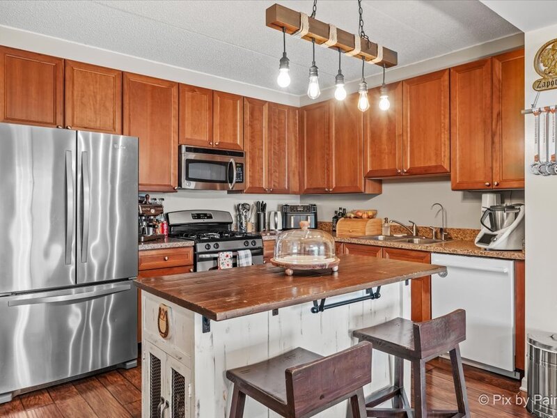 125 Lakeview Drive Bloomingdale IL 60108