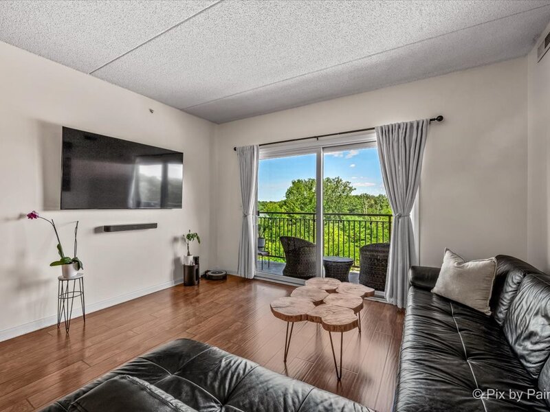 125 Lakeview Drive Bloomingdale IL 60108