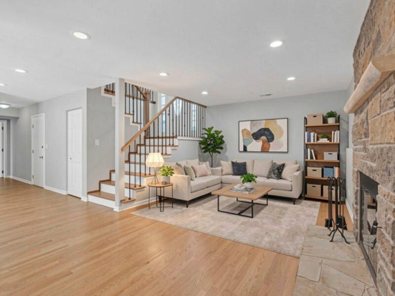 112 Lilac Lane Buffalo Grove IL 60089