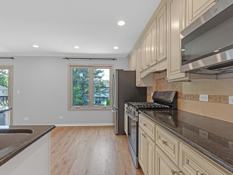 112 Lilac Lane Buffalo Grove IL 60089