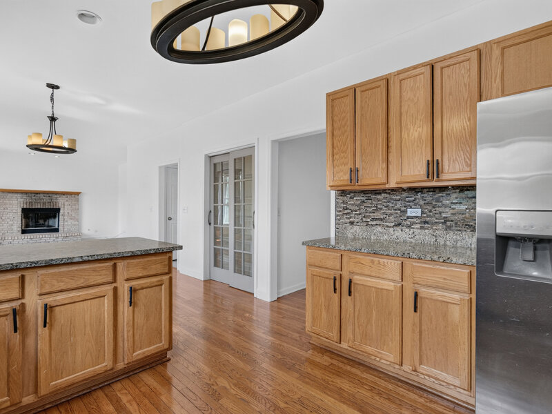 502 Crystal Court Oswego IL 60543