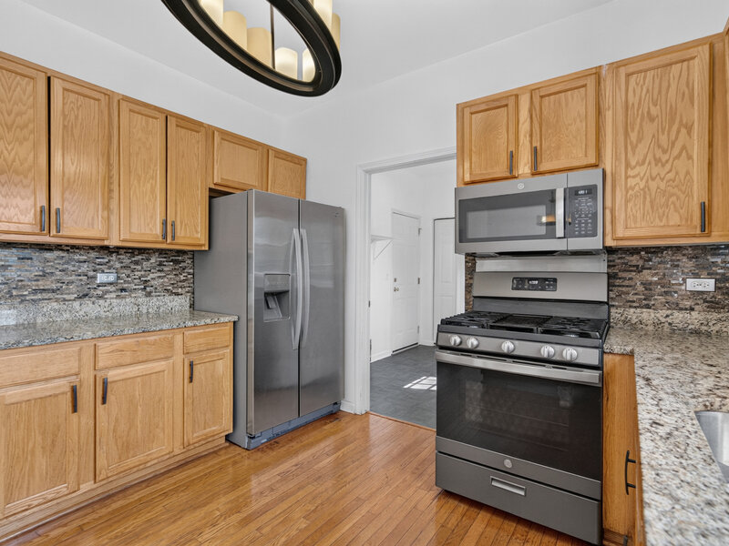 502 Crystal Court Oswego IL 60543
