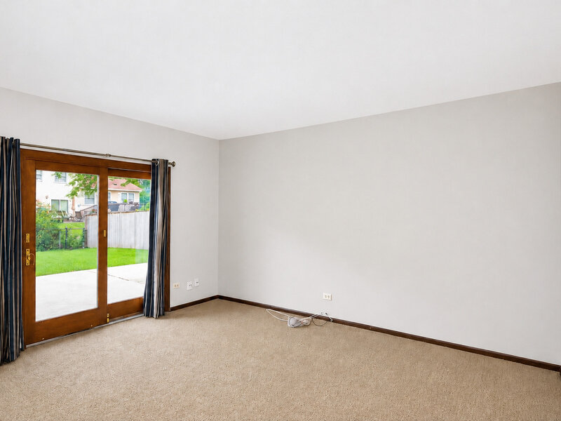 107 S Elroy Avenue Bartlett IL 60103
