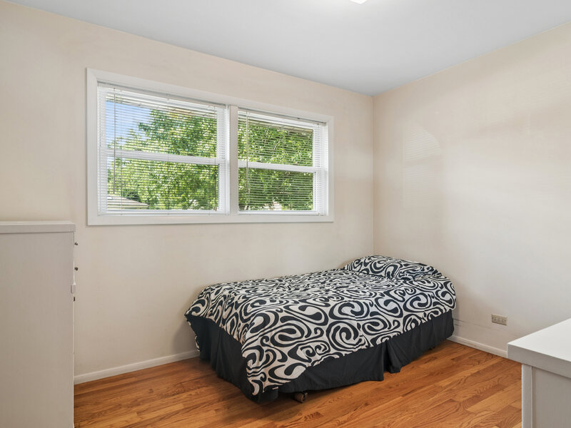 1145 S Haddow Avenue Arlington Heights IL 60005