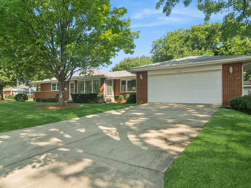 1145 S Haddow Avenue Arlington Heights IL 60005