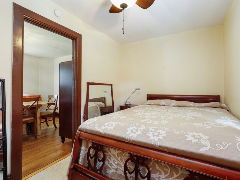 13157 Greenwood Avenue Blue Island IL 60406