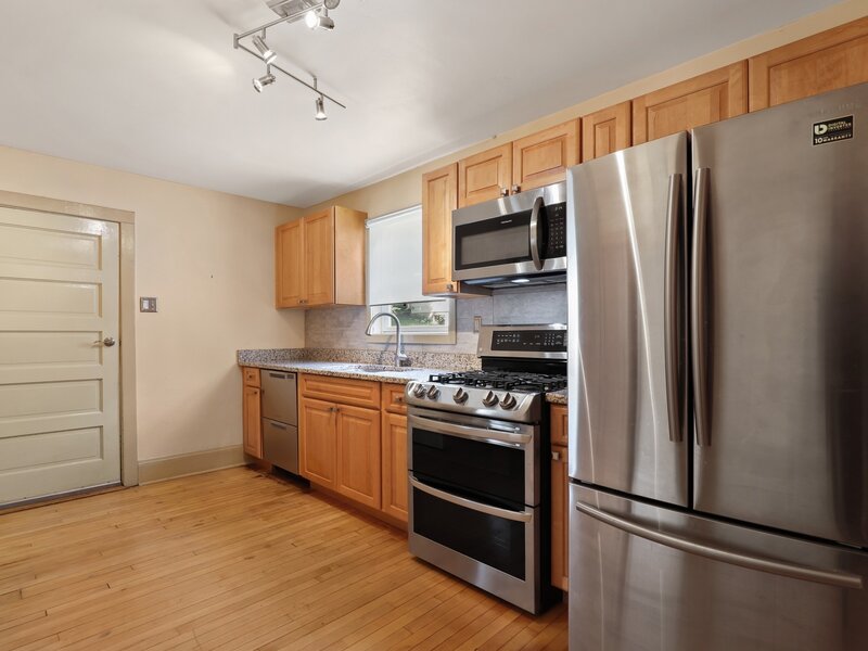 13157 Greenwood Avenue Blue Island IL 60406