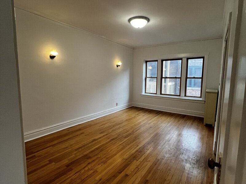 5551 S Kimbark Avenue Chicago IL 60637