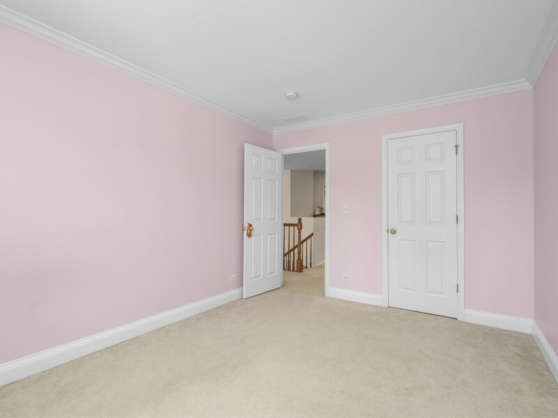 322 Montabello Bloomingdale IL 60108