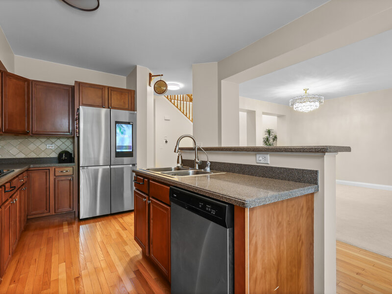 322 Montabello Bloomingdale IL 60108