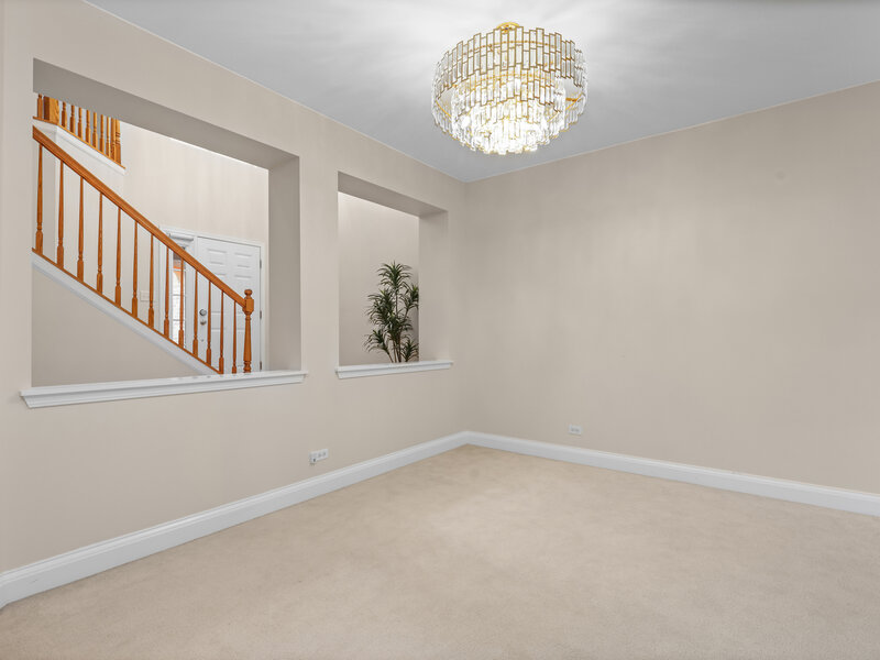322 Montabello Bloomingdale IL 60108