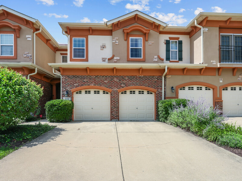 322 Montabello Bloomingdale IL 60108