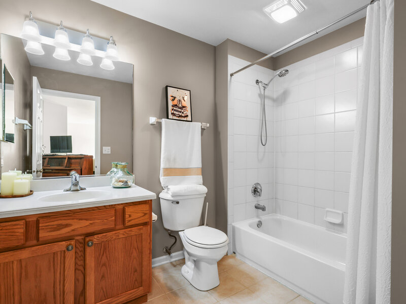 322 Montabello Bloomingdale IL 60108