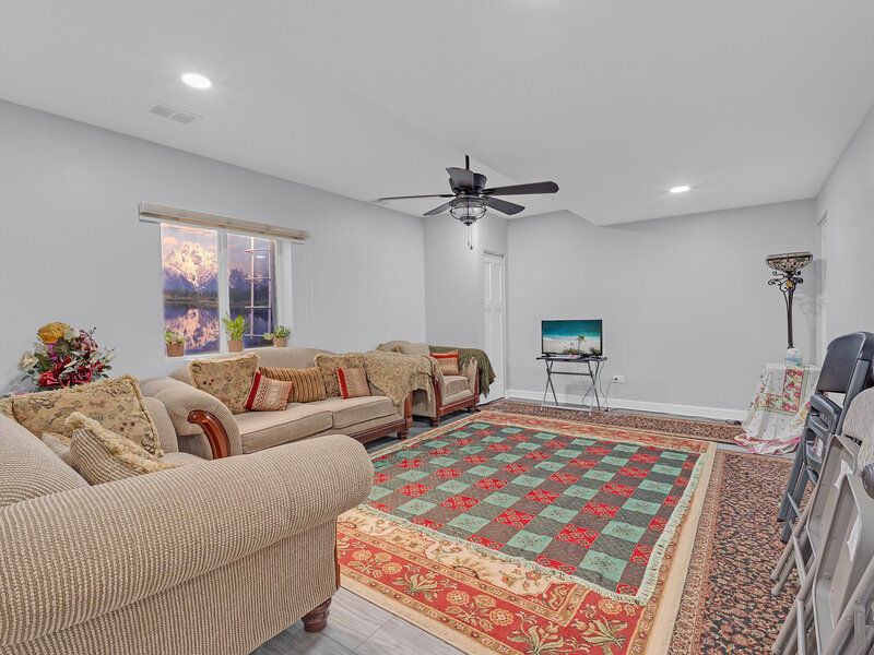 4503 Sassafras Lane Naperville IL 60564