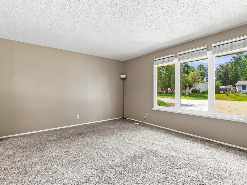 4085 Kings Court Bettendorf IA 52722