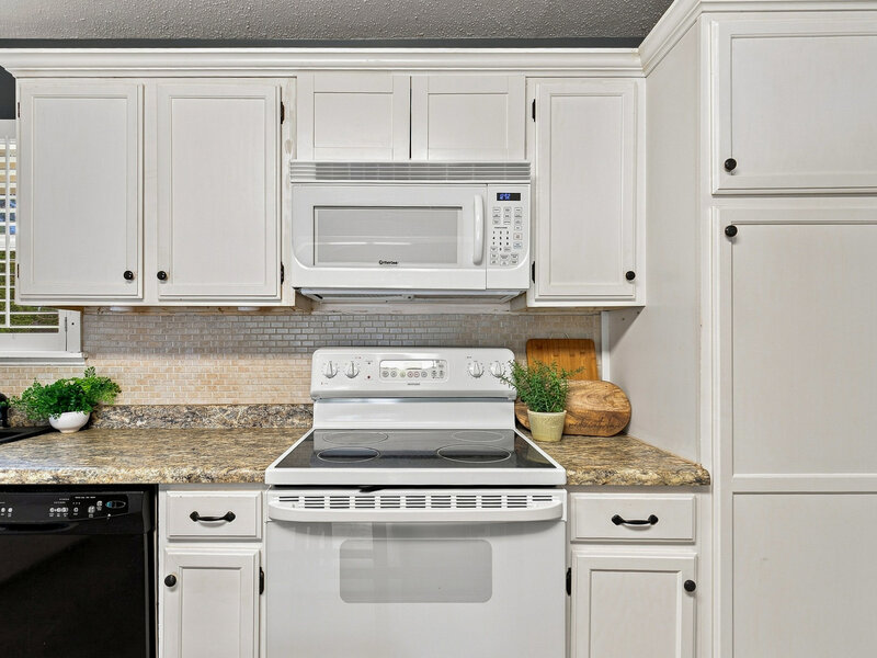 4085 Kings Court Bettendorf IA 52722