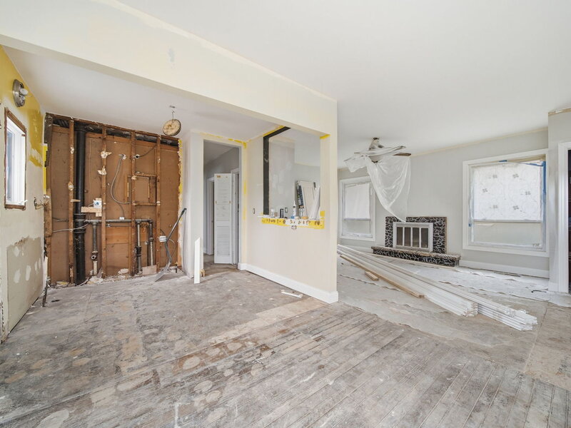 2017 Grove Street Blue Island IL 60406