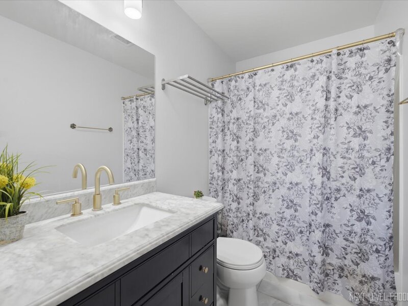 2427 Emerald Lane Yorkville IL 60560
