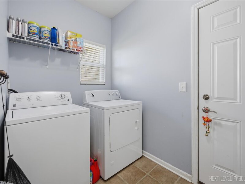 2427 Emerald Lane Yorkville IL 60560