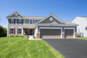 Photo of 2427 Emerald Lane Yorkville IL 60560