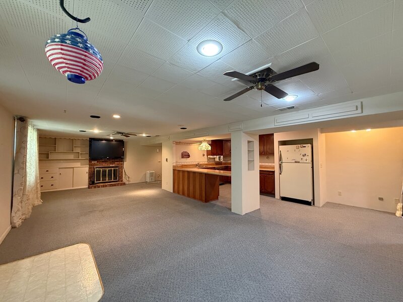 709 36th Avenue East Moline IL 61244