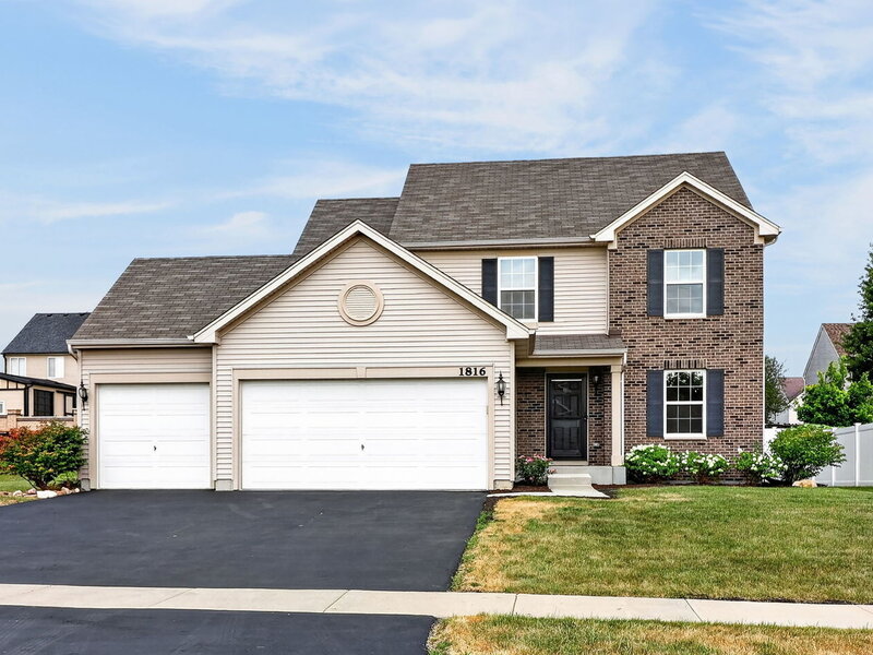 1816 Oxford Way Joliet IL 60431