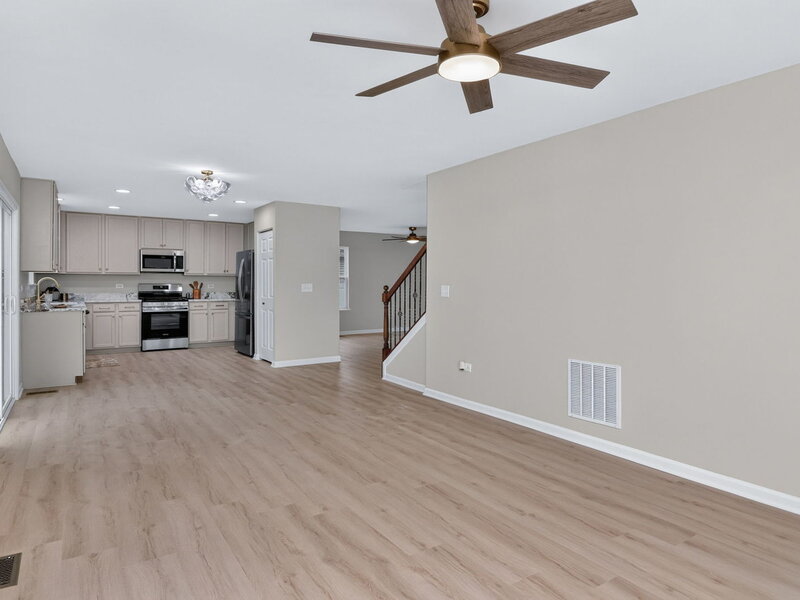 1816 Oxford Way Joliet IL 60431